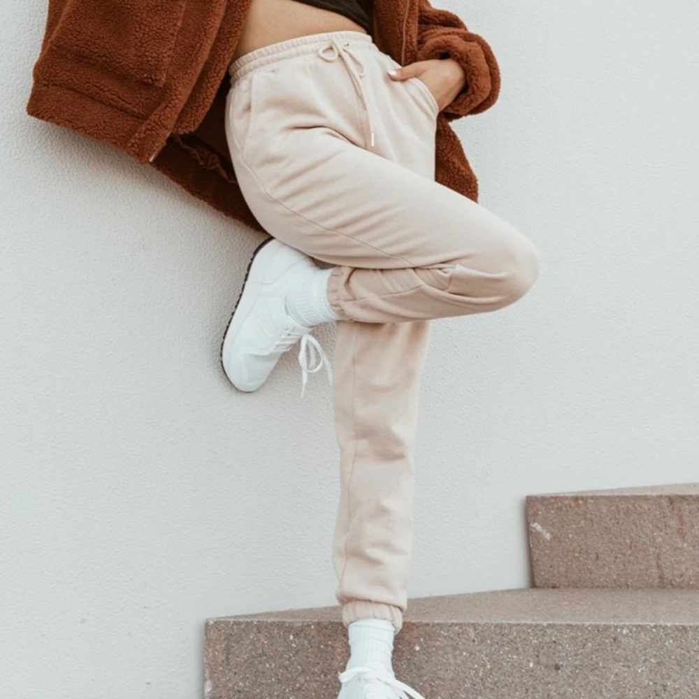 Princess Polly beige joggers
